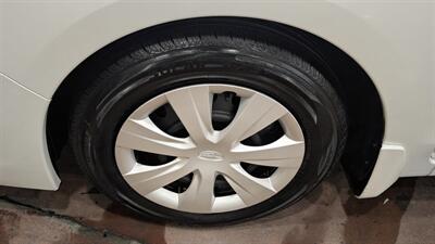 2014 Subaru Impreza 2.0i   - Photo 8 - Butler, PA 16001