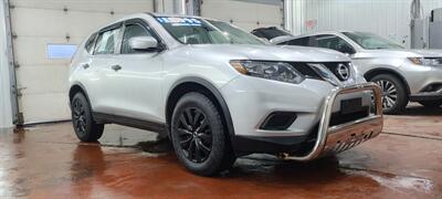 2016 Nissan Rogue S   - Photo 4 - Butler, PA 16001