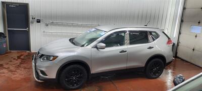 2016 Nissan Rogue S   - Photo 1 - Butler, PA 16001