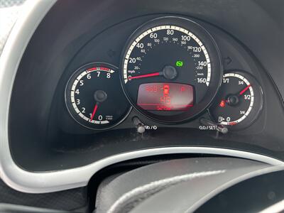 2013 Volkswagen Beetle-Classic Turbo PZEV   - Photo 13 - Butler, PA 16001