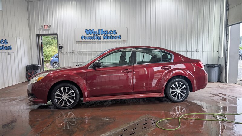 2011 Subaru Legacy 2.5i   - Photo 1 - Butler, PA 16001