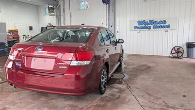 2011 Subaru Legacy 2.5i   - Photo 4 - Butler, PA 16001