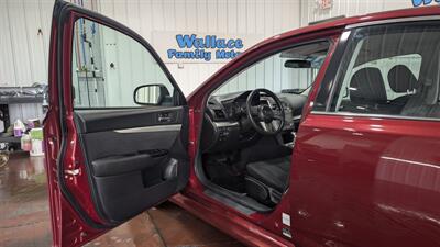 2011 Subaru Legacy 2.5i   - Photo 10 - Butler, PA 16001