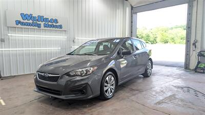 2018 Subaru Impreza 2.0i   - Photo 2 - Butler, PA 16001