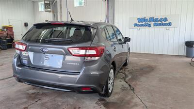 2018 Subaru Impreza 2.0i   - Photo 4 - Butler, PA 16001