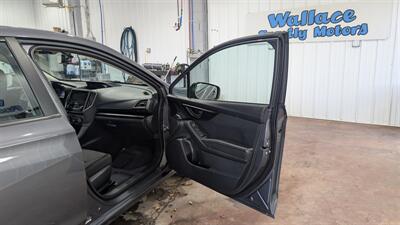 2018 Subaru Impreza 2.0i   - Photo 14 - Butler, PA 16001