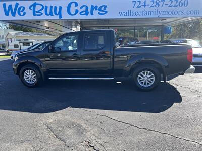 2017 Nissan Frontier SV Crew Cab 4X4   - Photo 1 - Butler, PA 16001