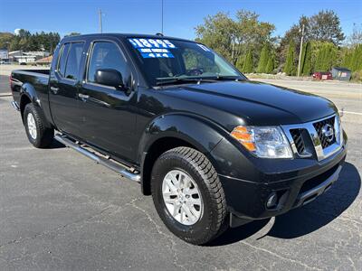 2017 Nissan Frontier SV Crew Cab 4X4   - Photo 5 - Butler, PA 16001