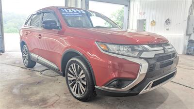 2019 Mitsubishi Outlander SE   - Photo 6 - Butler, PA 16001