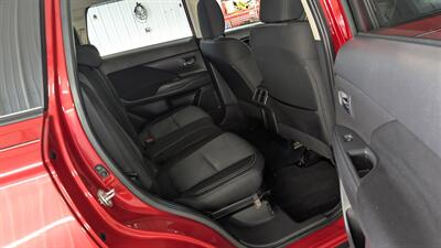 2019 Mitsubishi Outlander SE   - Photo 19 - Butler, PA 16001