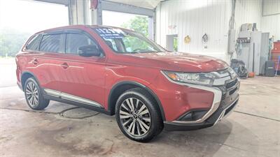 2019 Mitsubishi Outlander SE   - Photo 5 - Butler, PA 16001