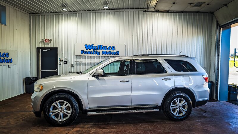 2011 Dodge Durango Crew   - Photo 1 - Butler, PA 16001