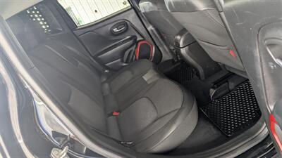 2017 Jeep Renegade Trailhawk   - Photo 17 - Butler, PA 16001
