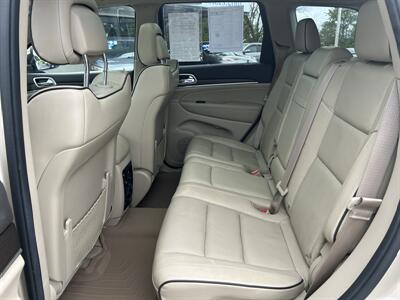 2014 Jeep Grand Cherokee Overland  4X4 - Photo 12 - Butler, PA 16001