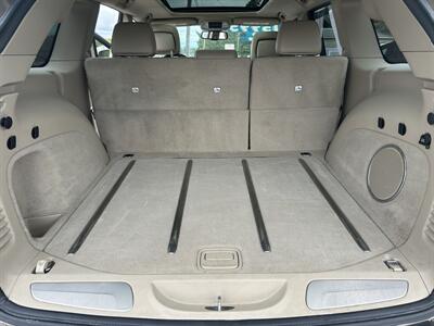 2014 Jeep Grand Cherokee Overland  4X4 - Photo 14 - Butler, PA 16001
