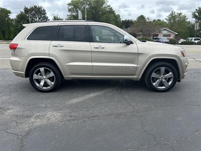 2014 Jeep Grand Cherokee Overland  4X4 - Photo 4 - Butler, PA 16001