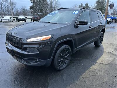 2014 Jeep Cherokee Latitude   - Photo 2 - Butler, PA 16001