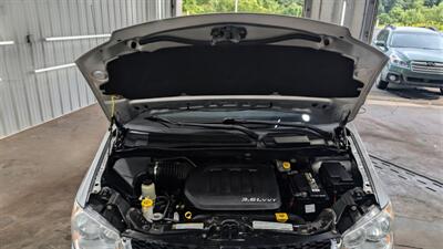 2012 Dodge Grand Caravan SE   - Photo 8 - Butler, PA 16001