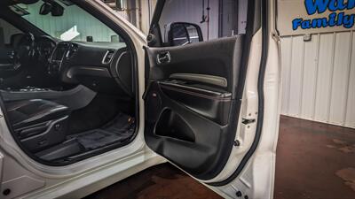 2015 Dodge Durango R/T   - Photo 15 - Butler, PA 16001