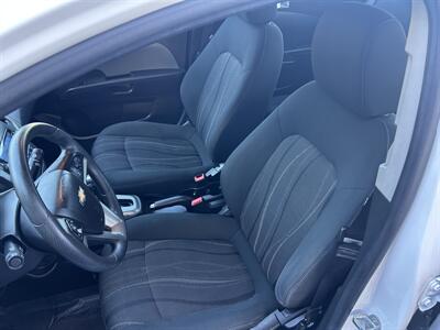 2012 Chevrolet Sonic LT   - Photo 8 - Butler, PA 16001