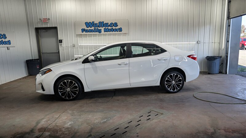 2016 Toyota Corolla S Plus   - Photo 1 - Butler, PA 16001