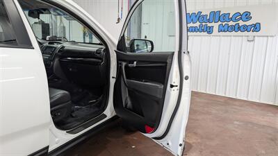 2015 Kia Sorento EX   - Photo 14 - Butler, PA 16001