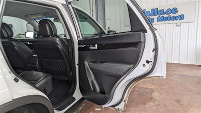 2015 Kia Sorento EX   - Photo 16 - Butler, PA 16001