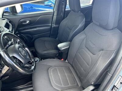 2017 Jeep Renegade Latitude  4X4 - Photo 11 - Butler, PA 16001