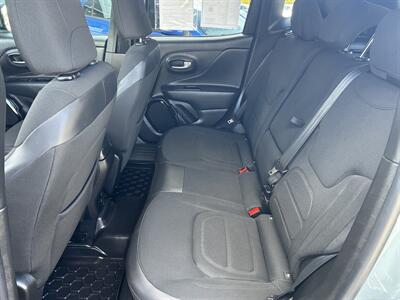 2017 Jeep Renegade Latitude  4X4 - Photo 12 - Butler, PA 16001