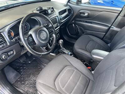 2017 Jeep Renegade Latitude  4X4 - Photo 8 - Butler, PA 16001