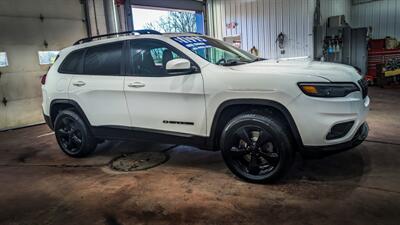 2019 Jeep Cherokee Altitude   - Photo 5 - Butler, PA 16001