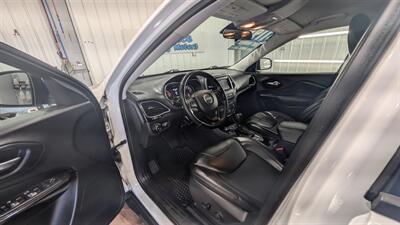 2019 Jeep Cherokee Altitude   - Photo 20 - Butler, PA 16001