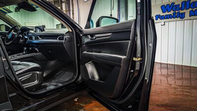 2017 Mazda CX-5 Touring   - Photo 14 - Butler, PA 16001