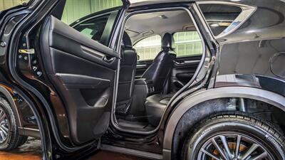 2017 Mazda CX-5 Touring   - Photo 12 - Butler, PA 16001