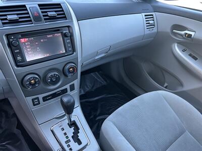 2013 Toyota Corolla LE   - Photo 11 - Butler, PA 16001