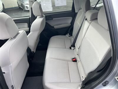 2017 Subaru Forester 2.5i Premium   - Photo 13 - Butler, PA 16001