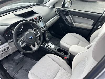2017 Subaru Forester 2.5i Premium   - Photo 9 - Butler, PA 16001