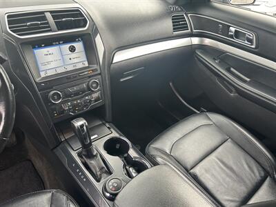 2017 Ford Explorer XLT   - Photo 10 - Butler, PA 16001