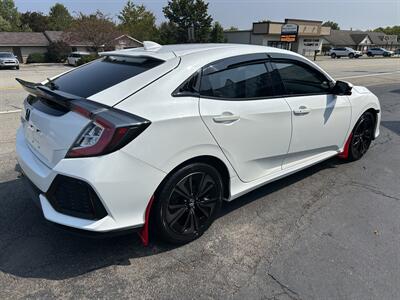2018 Honda Civic EX   - Photo 6 - Butler, PA 16001
