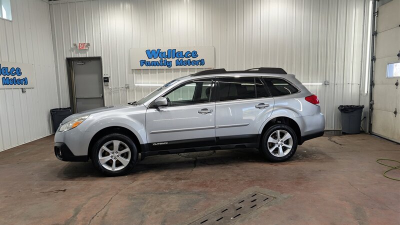 2014 Subaru Outback 2.5i Premium   - Photo 1 - Butler, PA 16001