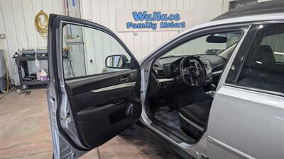 2014 Subaru Outback 2.5i Premium   - Photo 10 - Butler, PA 16001