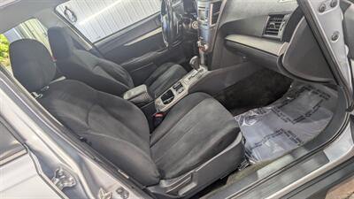 2014 Subaru Outback 2.5i Premium   - Photo 15 - Butler, PA 16001
