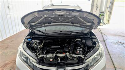 2015 Honda CR-V Touring   - Photo 9 - Butler, PA 16001