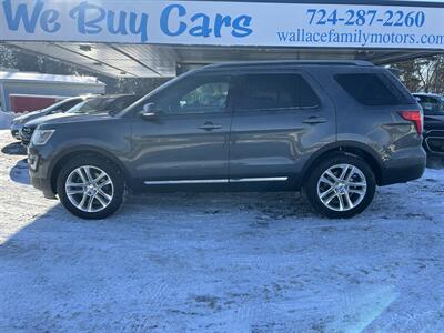 2017 Ford Explorer XLT   - Photo 1 - Butler, PA 16001
