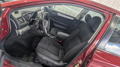 2016 Subaru Legacy 2.5i Premium   - Photo 11 - Butler, PA 16001