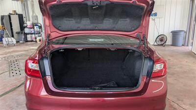 2016 Subaru Legacy 2.5i Premium   - Photo 18 - Butler, PA 16001