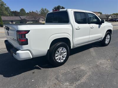 2022 Nissan Frontier SV  4X4 - Photo 5 - Butler, PA 16001