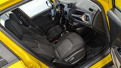 2017 Jeep Renegade Latitude   - Photo 15 - Butler, PA 16001