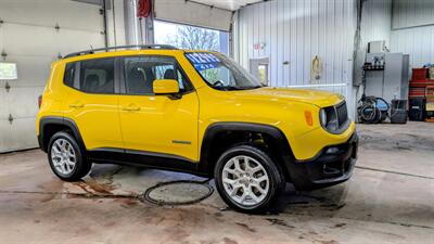 2017 Jeep Renegade Latitude   - Photo 6 - Butler, PA 16001