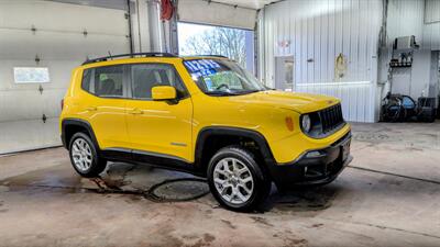 2017 Jeep Renegade Latitude   - Photo 5 - Butler, PA 16001